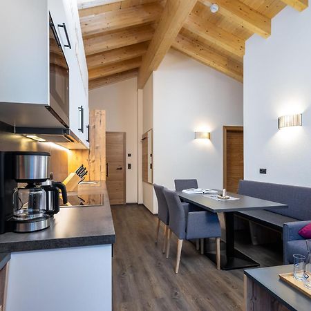 Alpin Chalet Am Burgsee Ladis Eksteriør billede