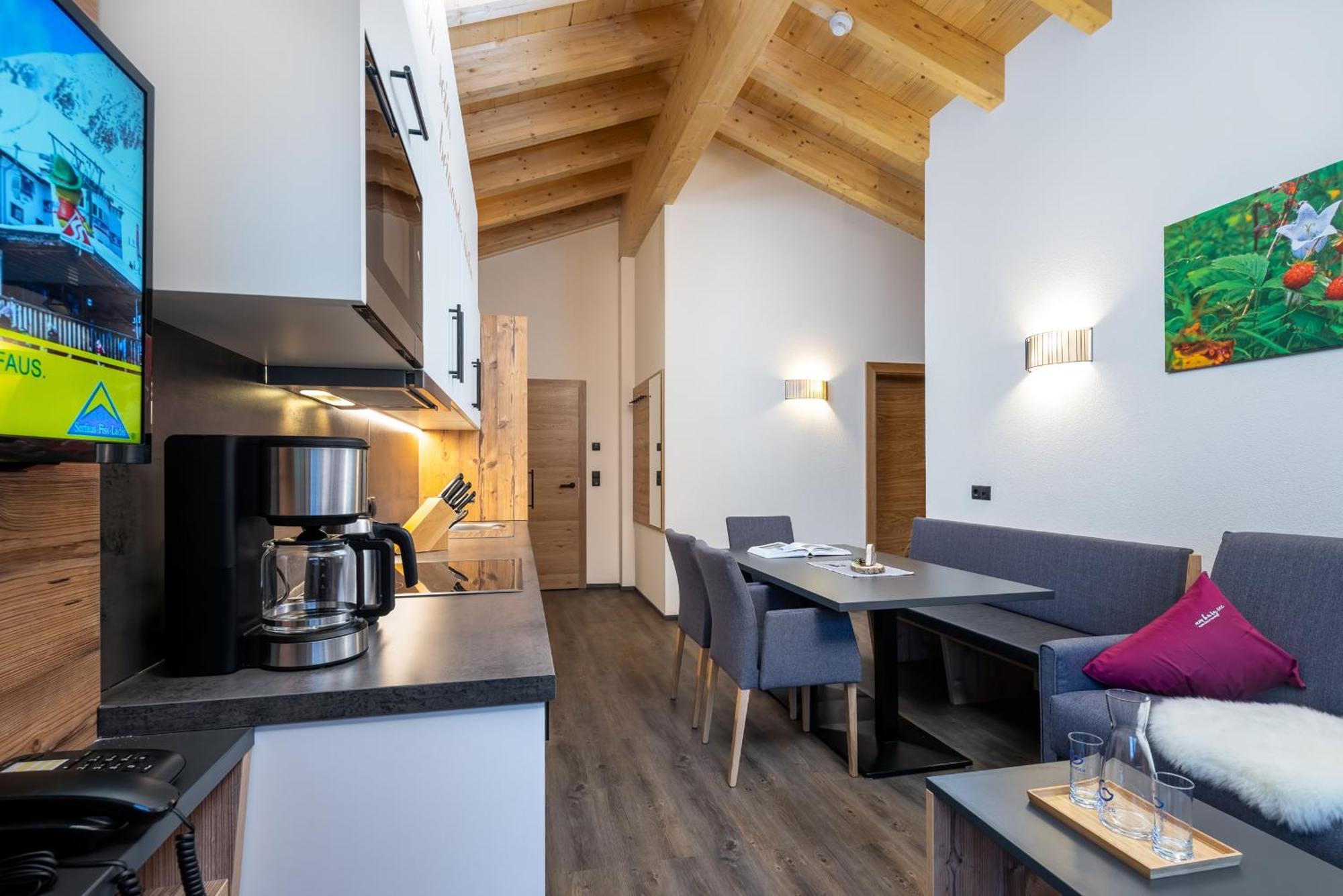 Alpin Chalet Am Burgsee Ladis Eksteriør billede