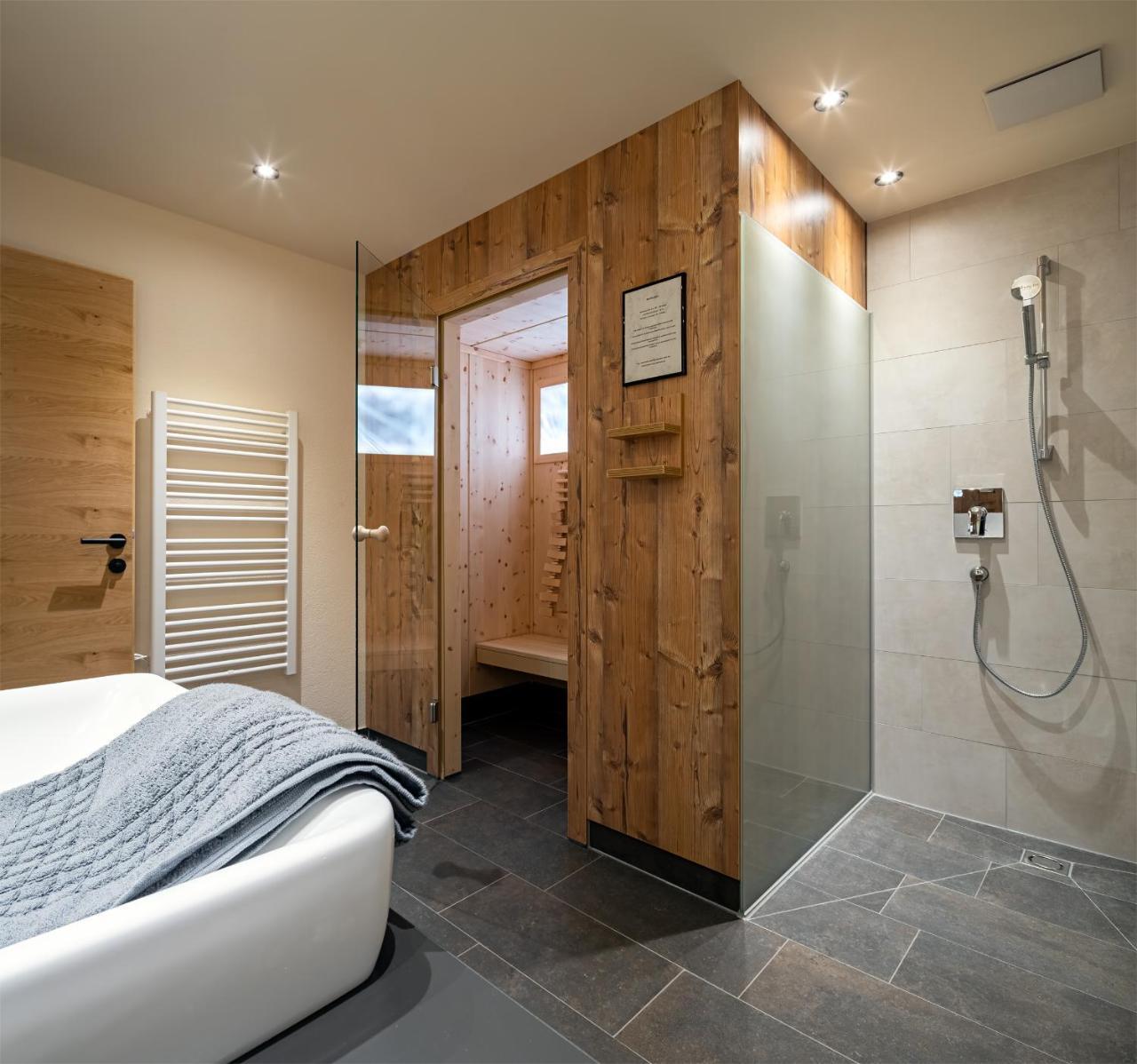 Alpin Chalet Am Burgsee Ladis Eksteriør billede